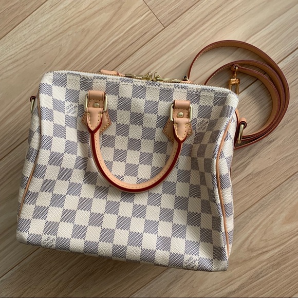 Louis Vuitton Handbags - Louis Vuitton speedy bandouliere 25